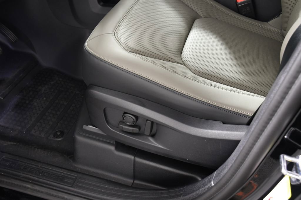 Certified 2025 Land Rover Defender 110 S image 16