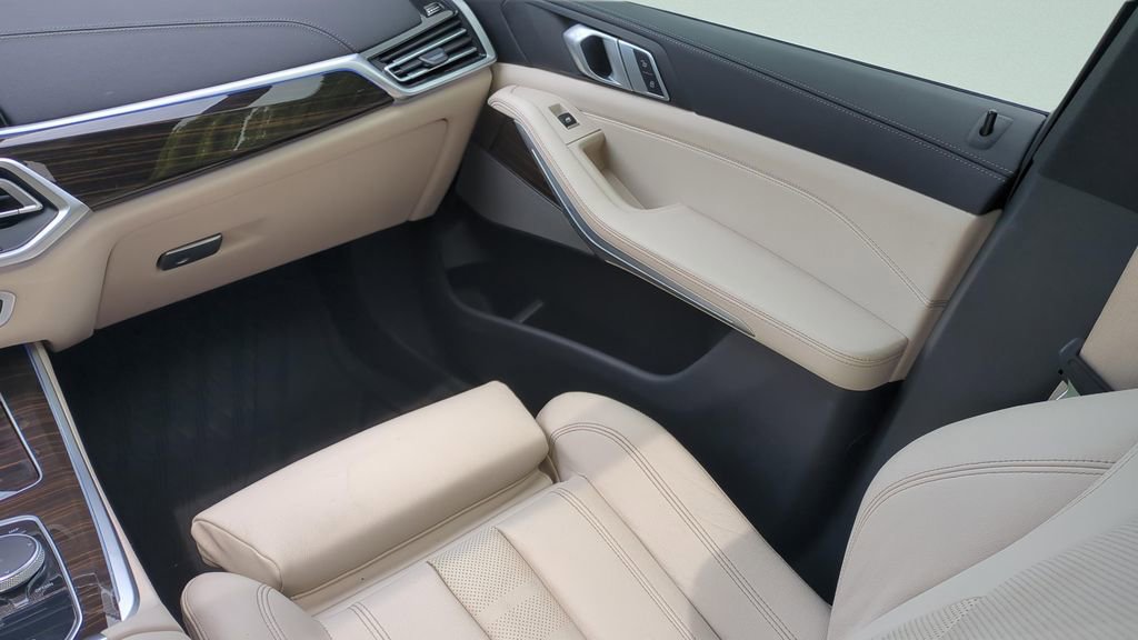 Used 2021 BMW X5 sDrive40i w/ Premium Package RWD image 15