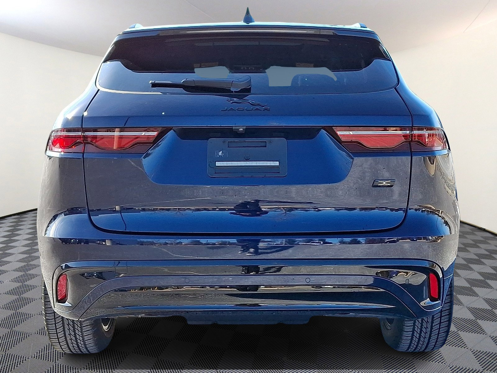 New 2026 Jaguar F-PACE R-Dynamic S image 5