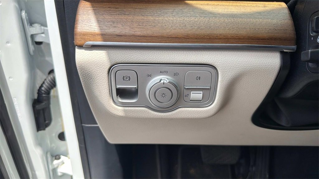 Used 2024 Mercedes-Benz GLE 450 4MATIC image 14