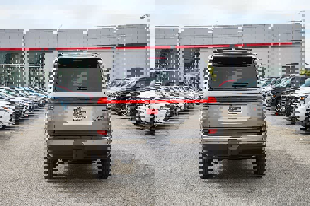 Used 2024 Lexus GX 550 w/ Accessory Package (2T) AWD/4WD image 8