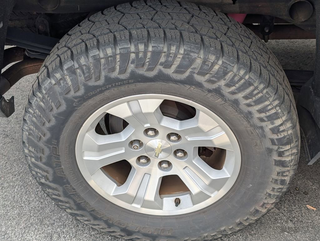 Used 2017 Chevrolet Silverado 1500 LT w/ Texas Edition image 11