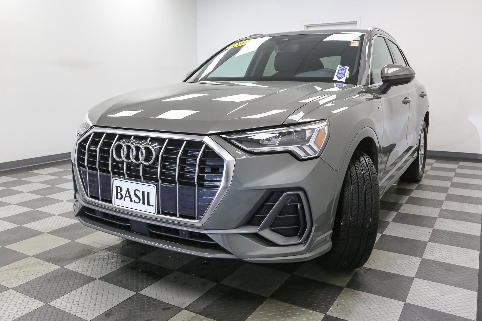 Used 2025 Audi Q3 2.0T Premium Plus w/ Premium Plus Package AWD/4WD image 4
