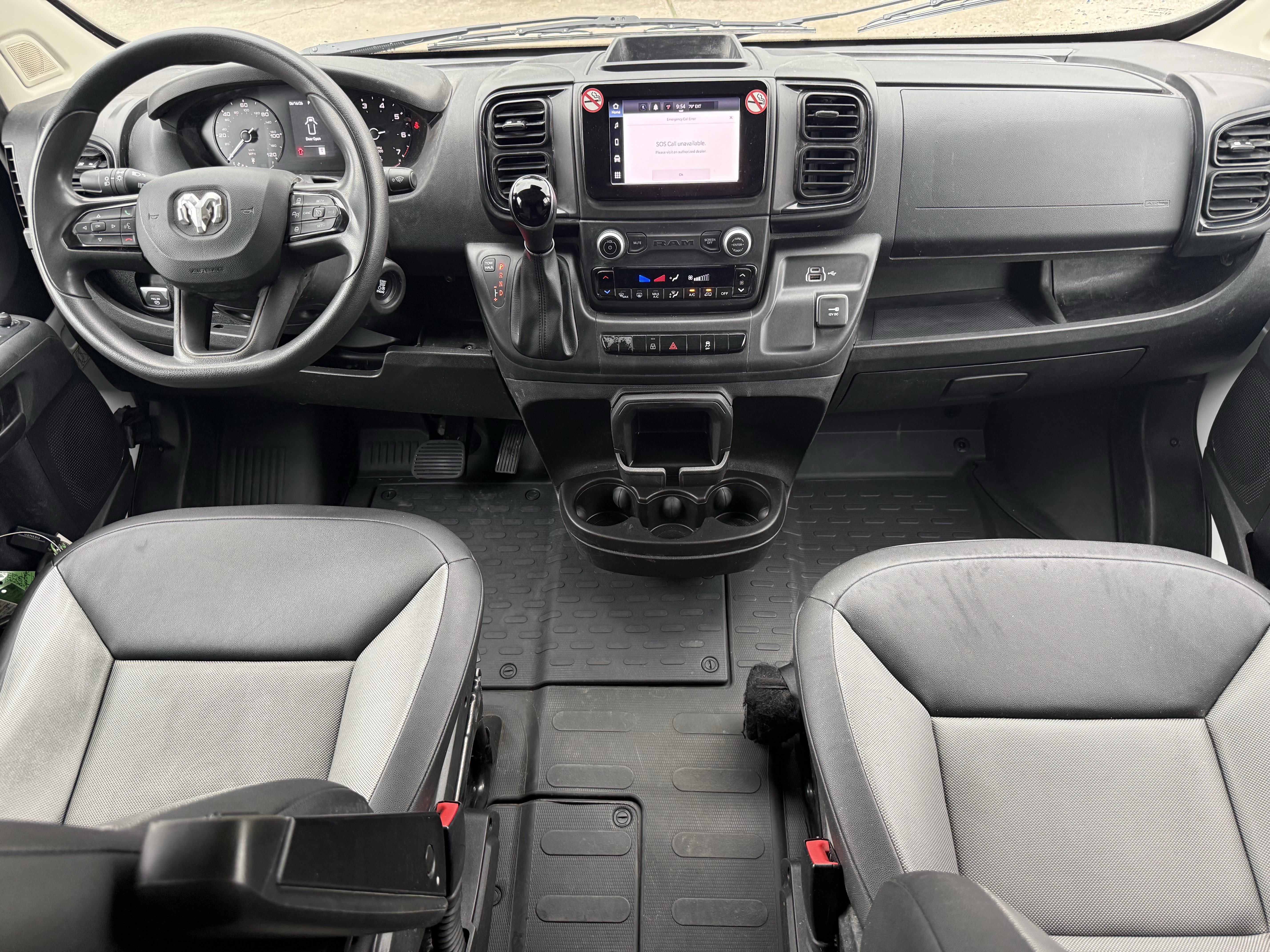 Used 2025 RAM ProMaster 2500 w/ Convenience Group FWD image 13