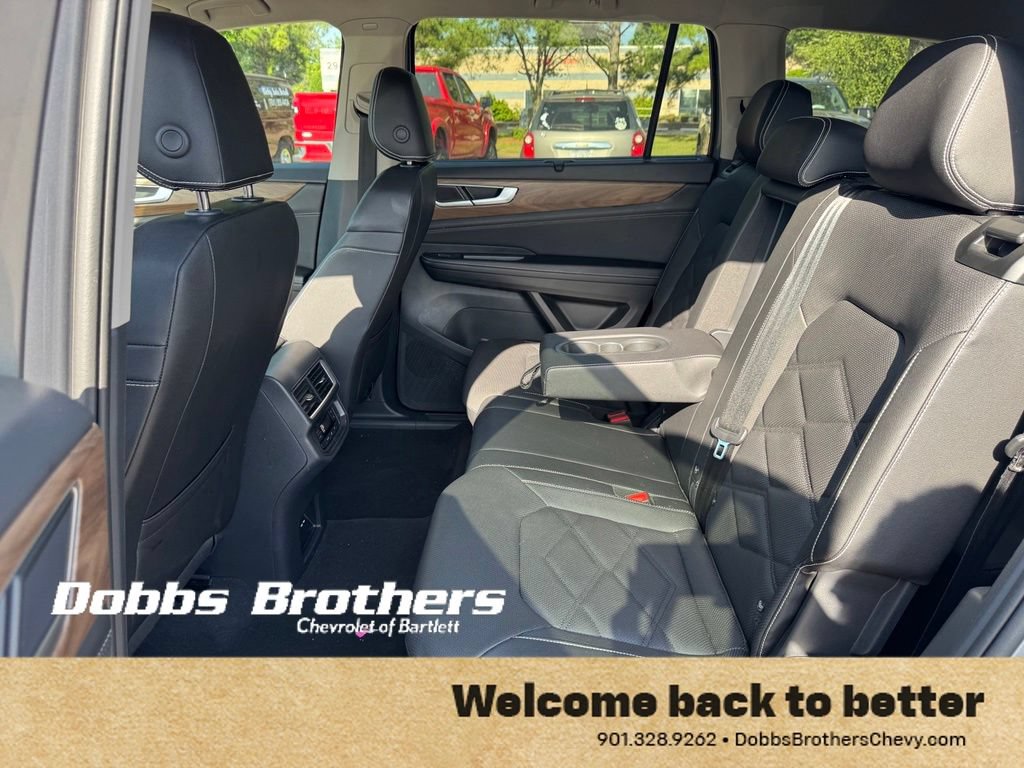 Used 2026 Volkswagen Atlas SE AWD/4WD image 16