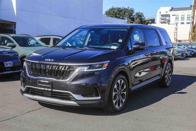 Certified 2024 Kia Carnival EX image 5