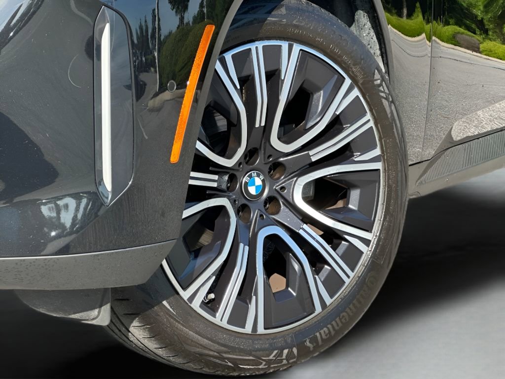 Certified 2025 BMW X3 xDrive30i w/ Premium Package AWD/4WD image 9