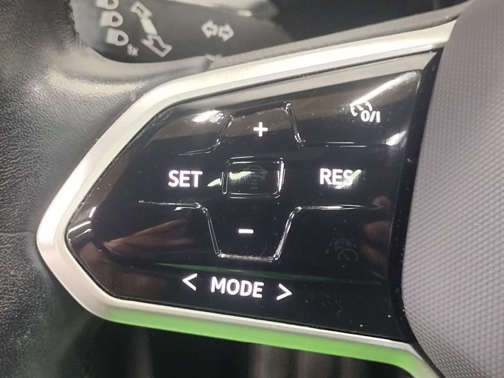 Used 2022 Volkswagen ID.4 Pro S image 27