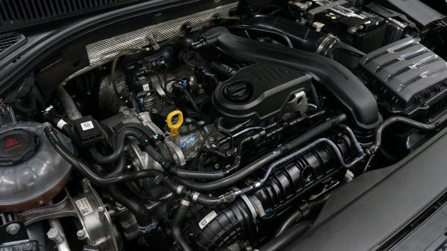 Certified 2023 Volkswagen Jetta SE image 65