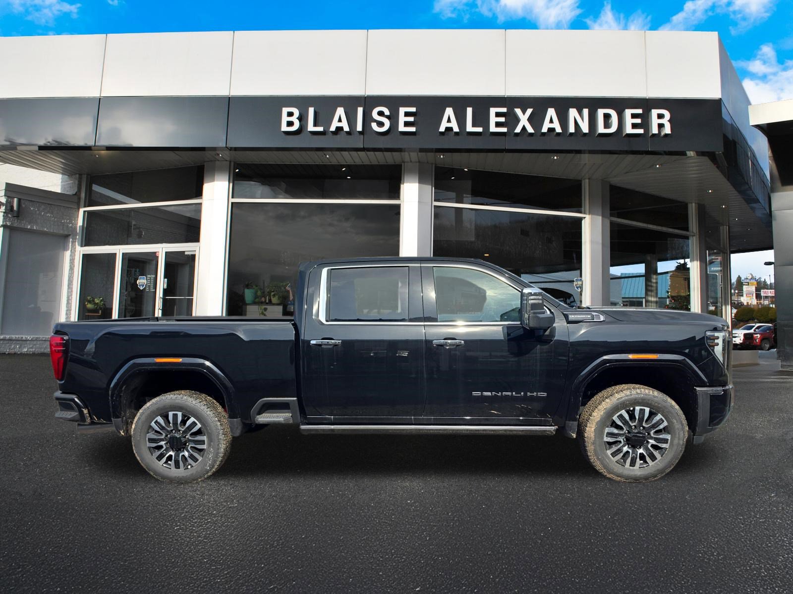 New 2026 GMC Sierra 2500 Denali Ultimate image 2