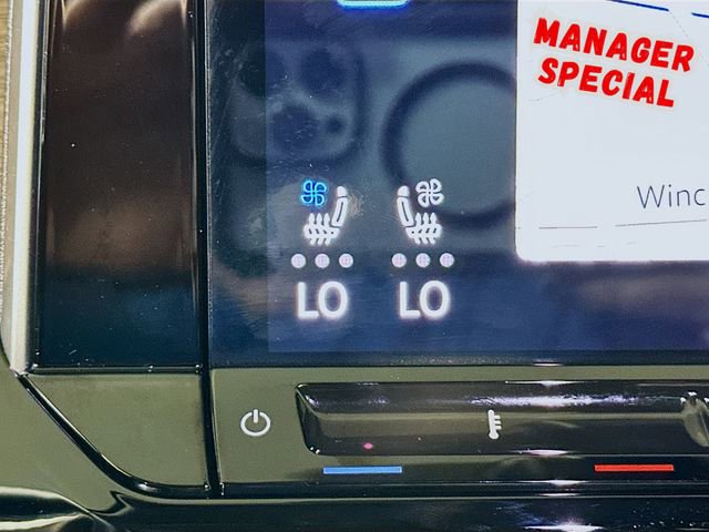 Used 2024 Volkswagen Atlas SEL image 22