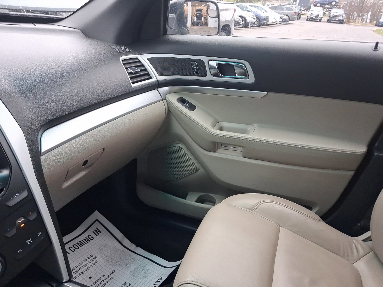 Used 2014 Ford Explorer XLT w/ Equipment Group 202A image 19