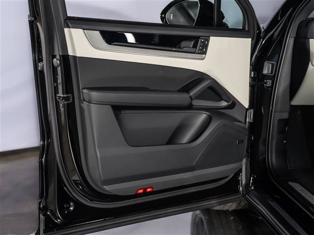 New 2026 Porsche Cayenne S AWD/4WD image 24