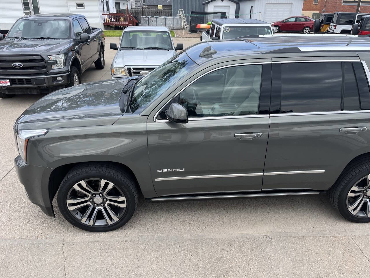 Used 2018 GMC Yukon Denali w/ Denali Ultimate Package image 9