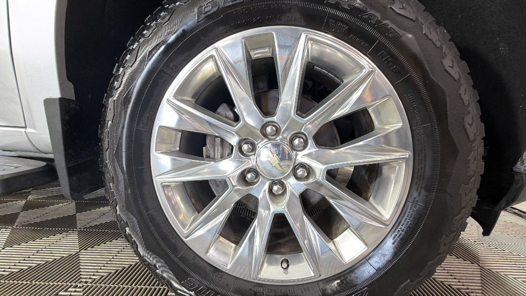 Used 2021 Chevrolet Silverado 1500 LTZ w/ LTZ Premium Package AWD/4WD image 39
