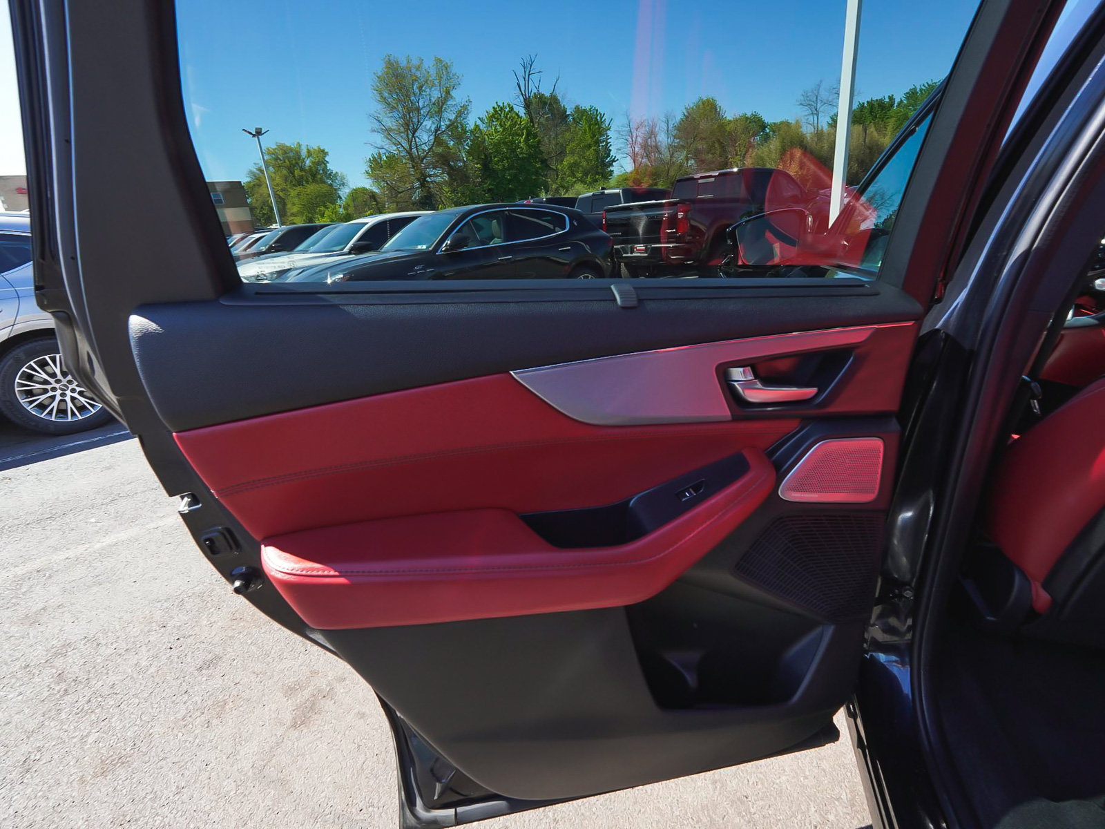 Used 2025 Acura MDX A-Spec AWD/4WD image 9