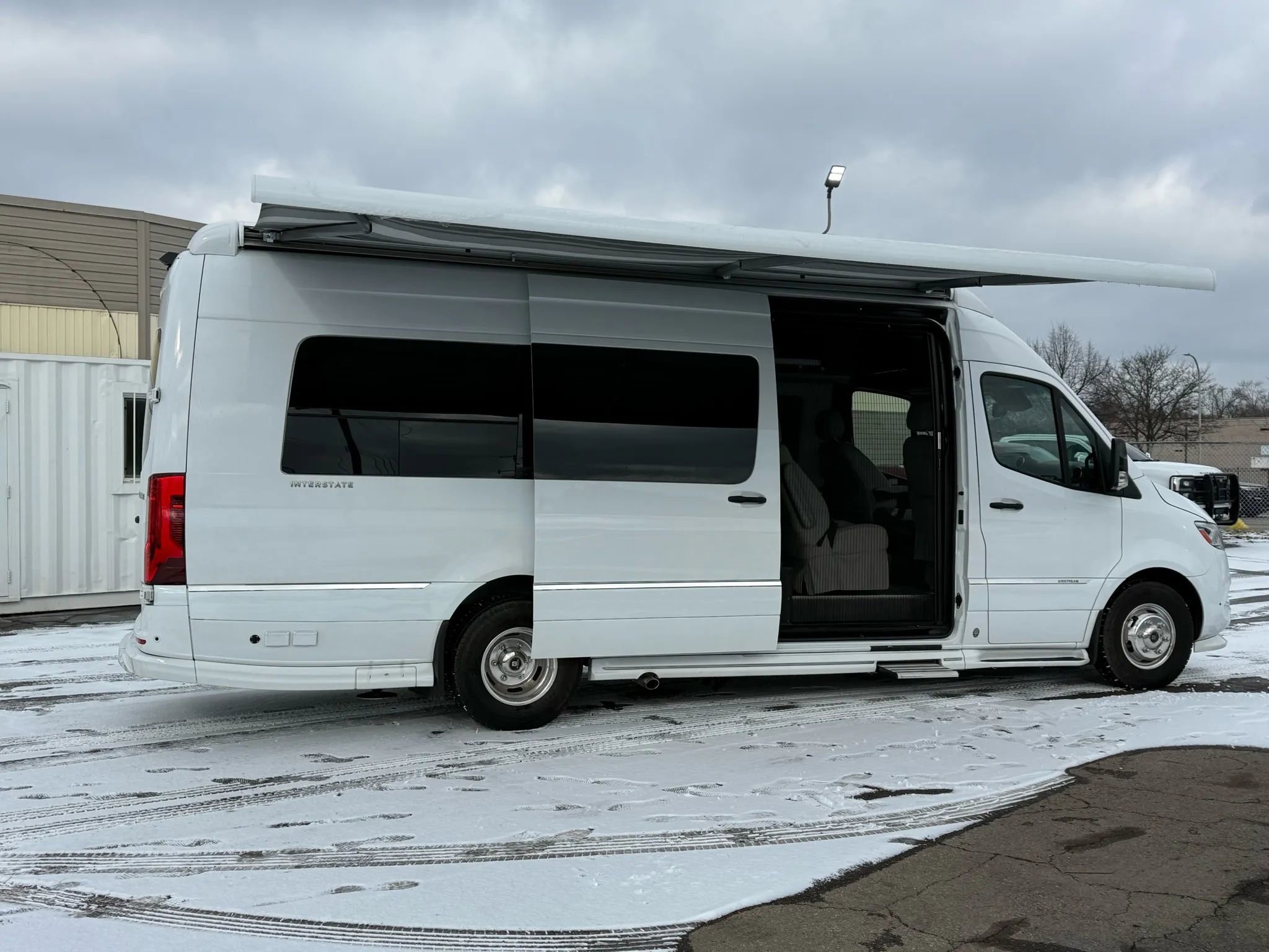 Used 2022 Mercedes-Benz Sprinter 3500 w/ Parking Package image 29