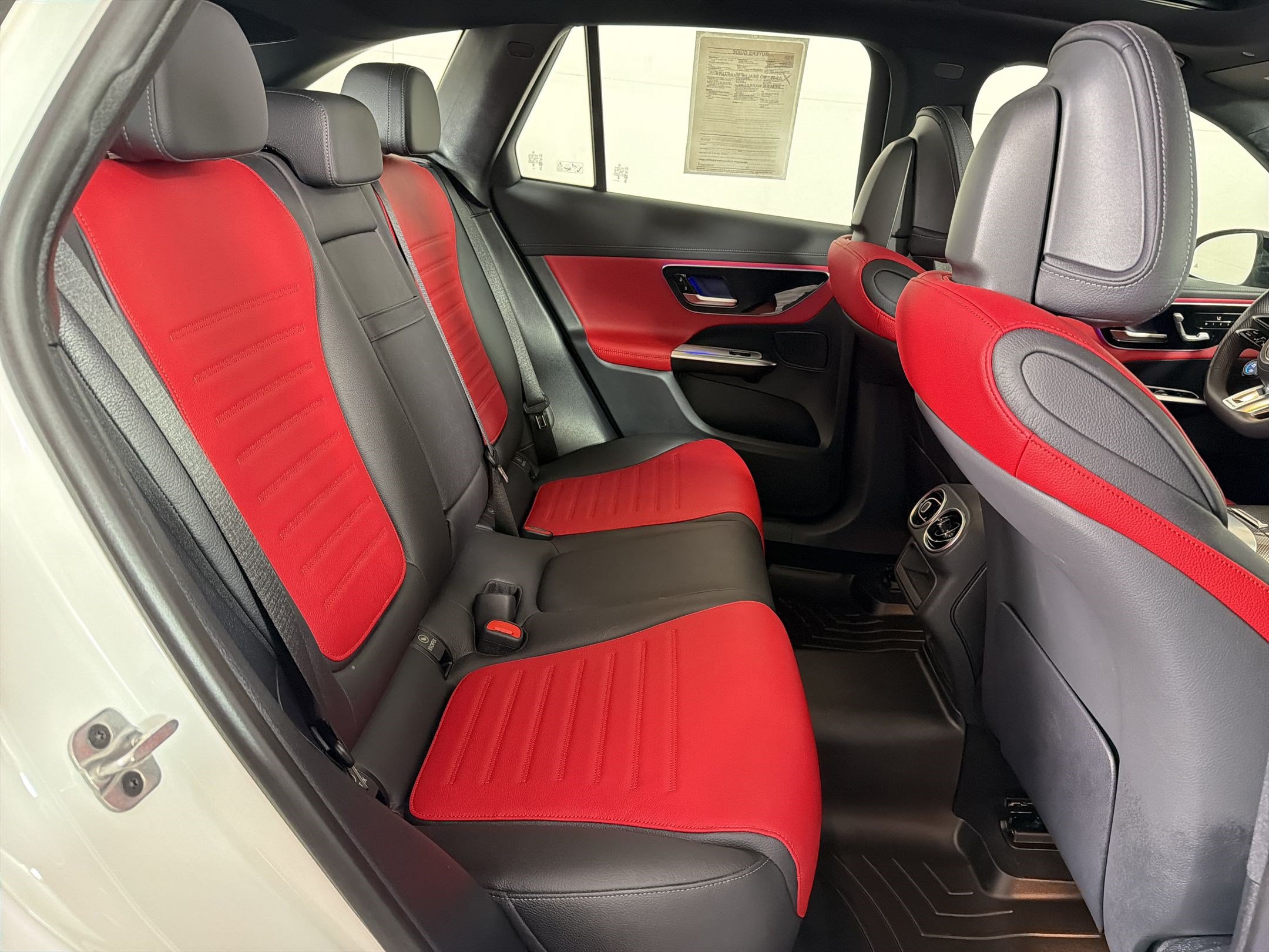 Certified 2025 Mercedes-Benz GLC 43 AMG 4MATIC image 29