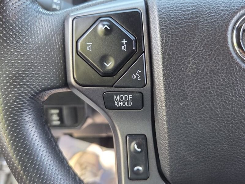 Used 2023 Toyota Tacoma TRD Off-Road w/ Technology Package AWD/4WD image 26