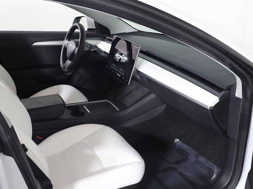 Used 2023 Tesla Model 3 Performance image 27