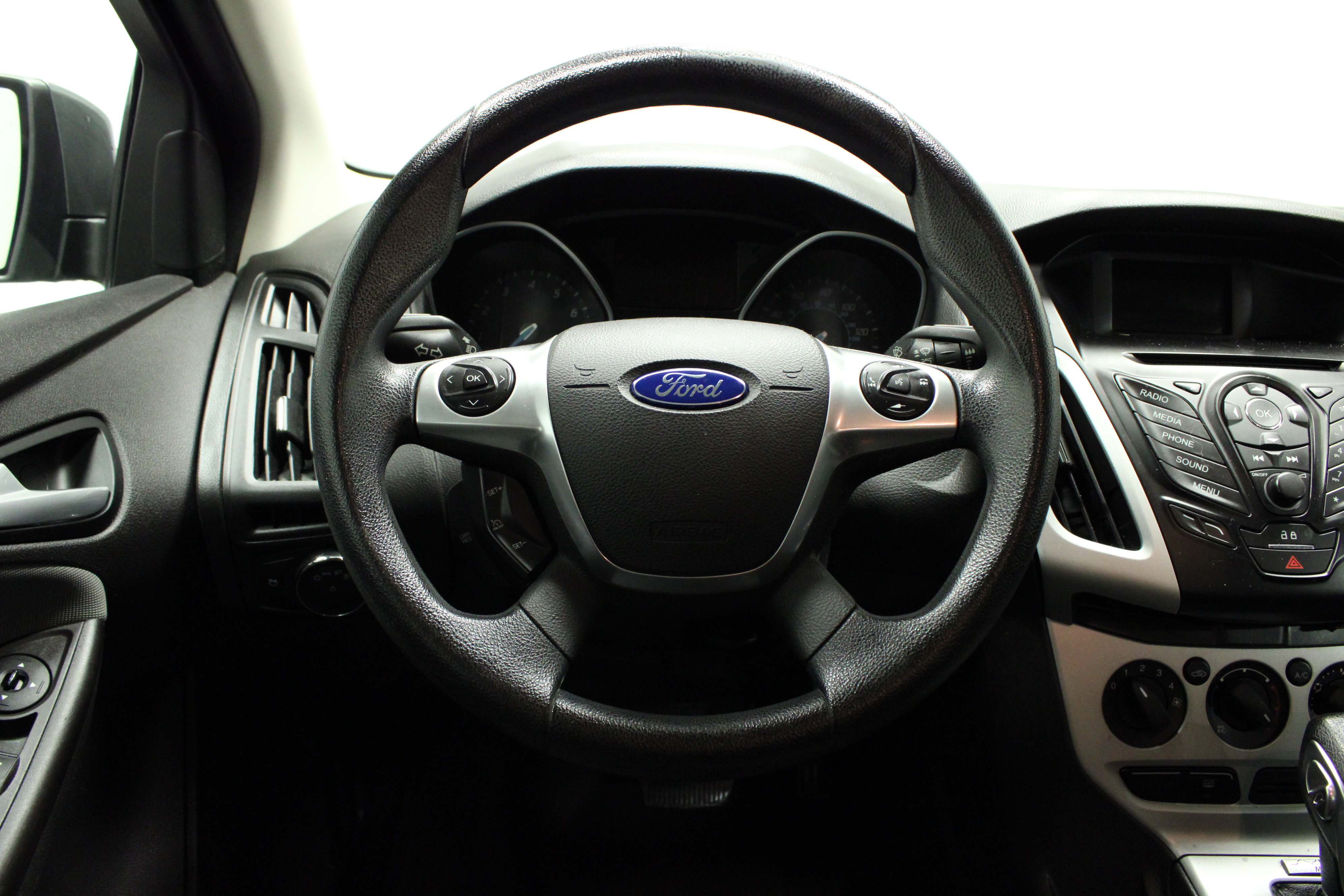 Used 2014 Ford Focus SE image 18