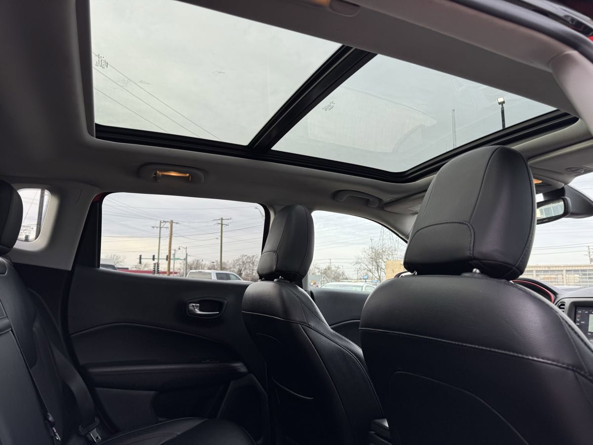 Used 2019 Jeep Compass Trailhawk w/ Cold Weather Group image 33