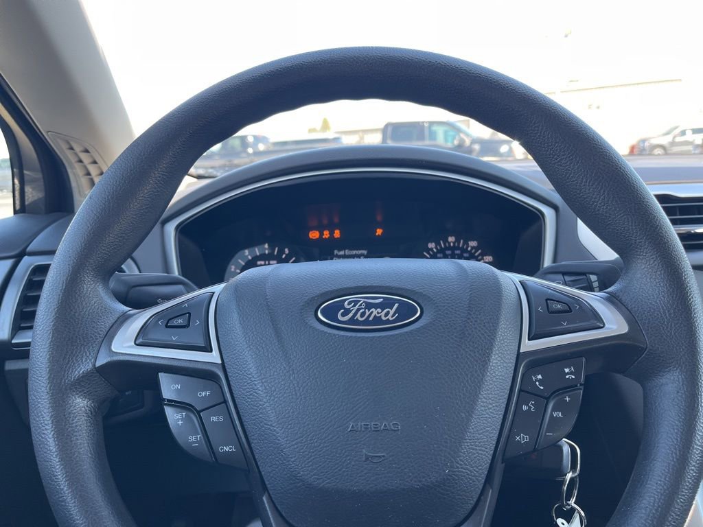 Used 2014 Ford Fusion SE image 14