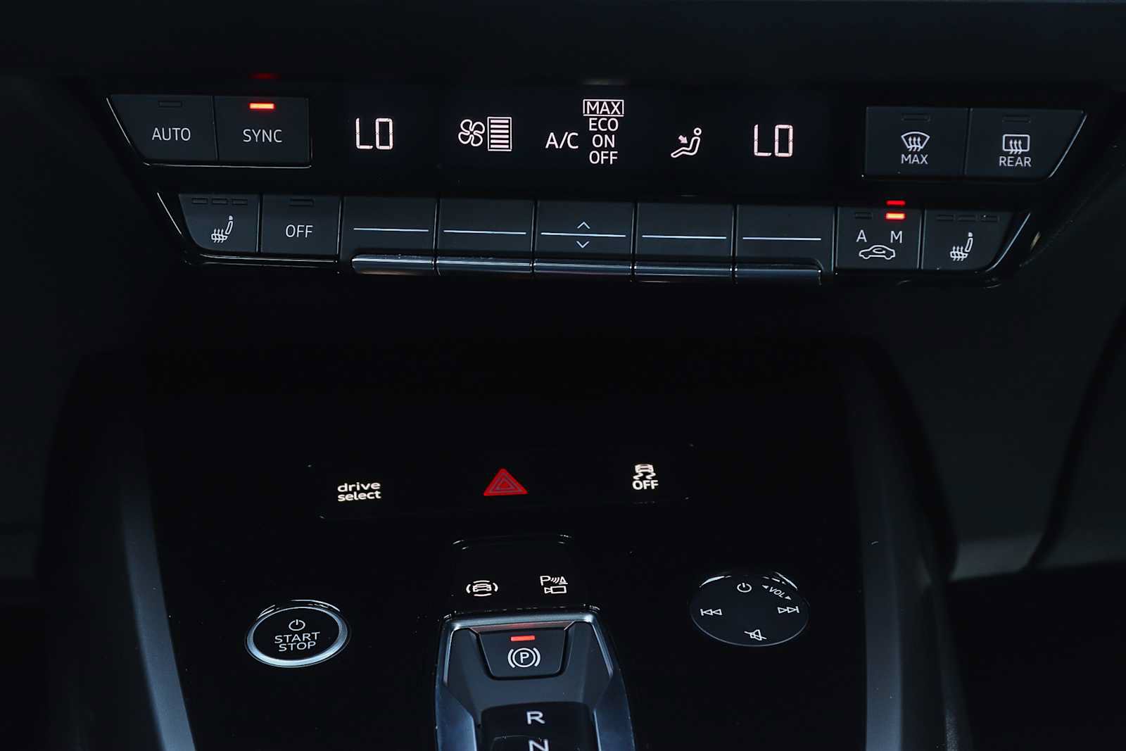 Used 2023 Audi Q4 e-tron Premium Plus w/ Premium Plus RWD image 17