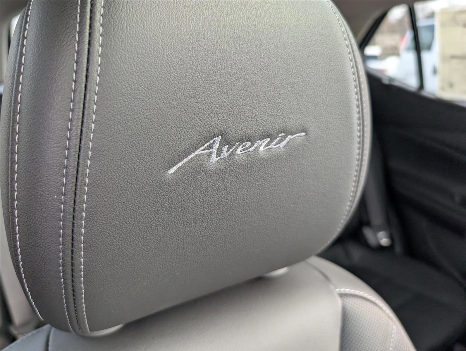 New 2026 Buick Encore GX Avenir w/ Avenir Technology Package image 8