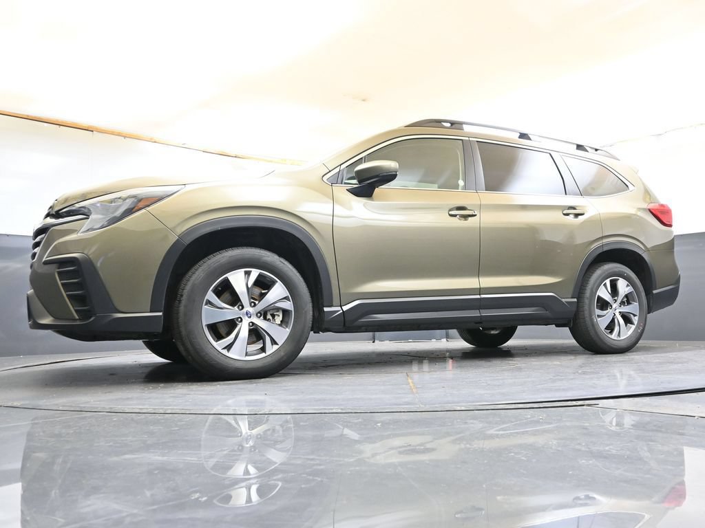 Certified 2025 Subaru Ascent Premium AWD/4WD image 30