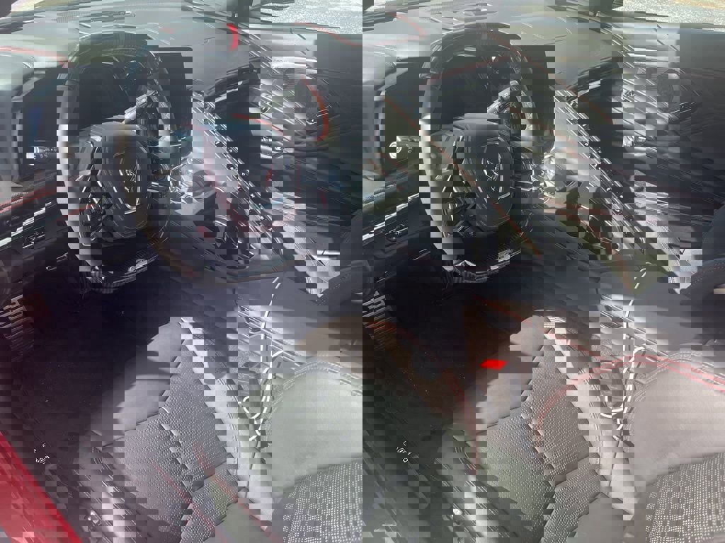 Used 2025 Chevrolet Corvette Z06 image 13