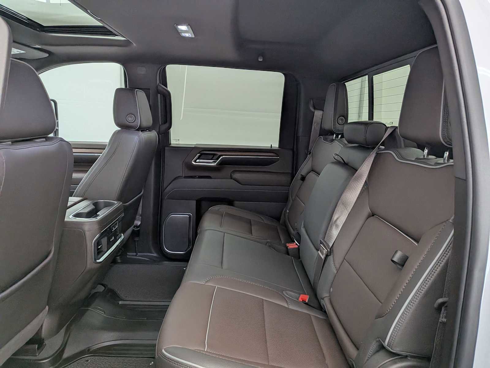 Used 2024 GMC Sierra 3500 Denali w/ Denali Reserve Package image 22