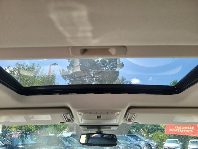 Certified 2024 Nissan Armada SL w/ Captain's Chairs Package AWD/4WD image 17