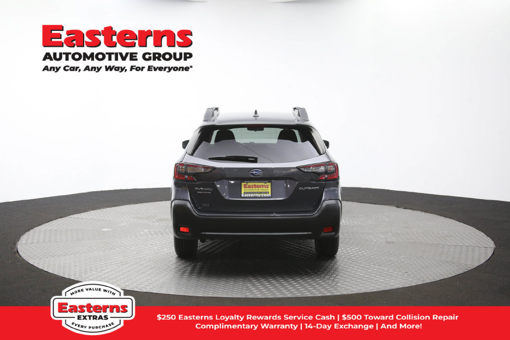 Used 2023 Subaru Outback Premium AWD/4WD image 36