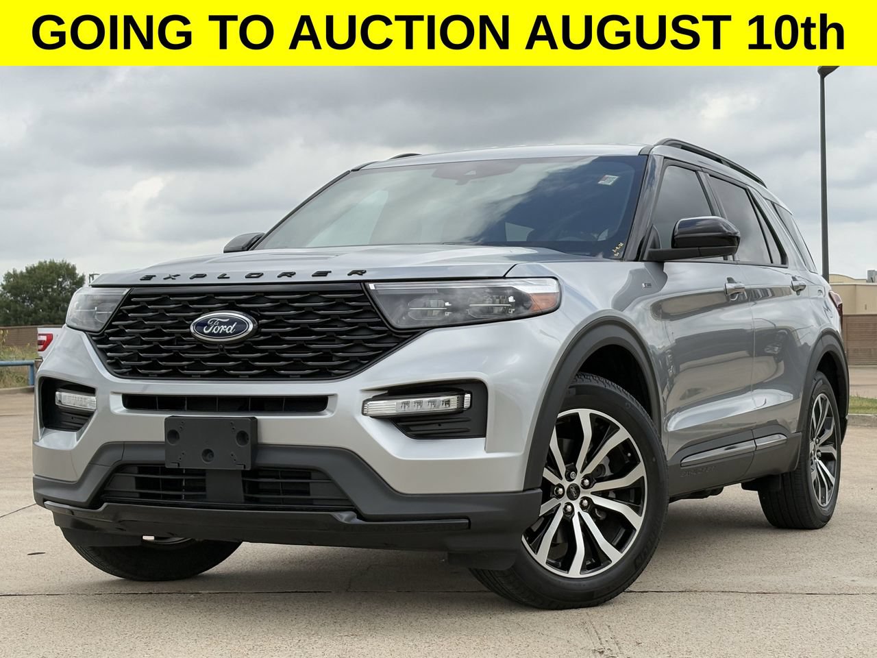 Certified 2023 Ford Explorer ST-Line w/ Class IV Trailer Tow Package RWD image 2