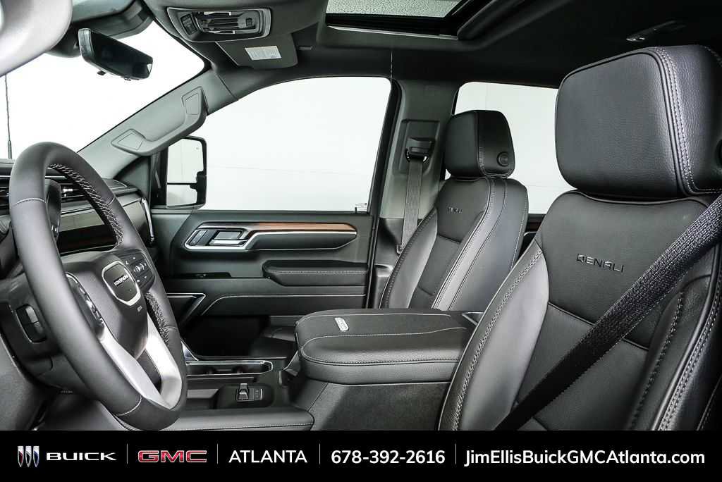 New 2026 GMC Sierra 2500 Denali w/ Denali Reserve Package image 5