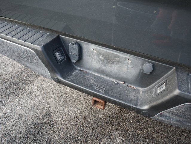 Used 2017 Ford F150 XLT w/ Equipment Group 302A Luxury image 9