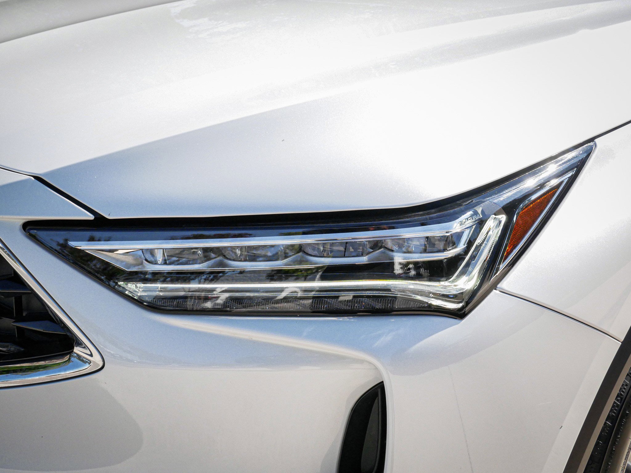 Used 2024 Acura MDX SH-AWD w/ Advance Package image 6