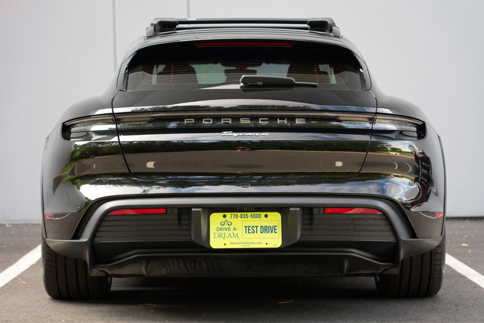 Used 2023 Porsche Taycan 4 Cross Turismo w/ Premium Package AWD/4WD image 51