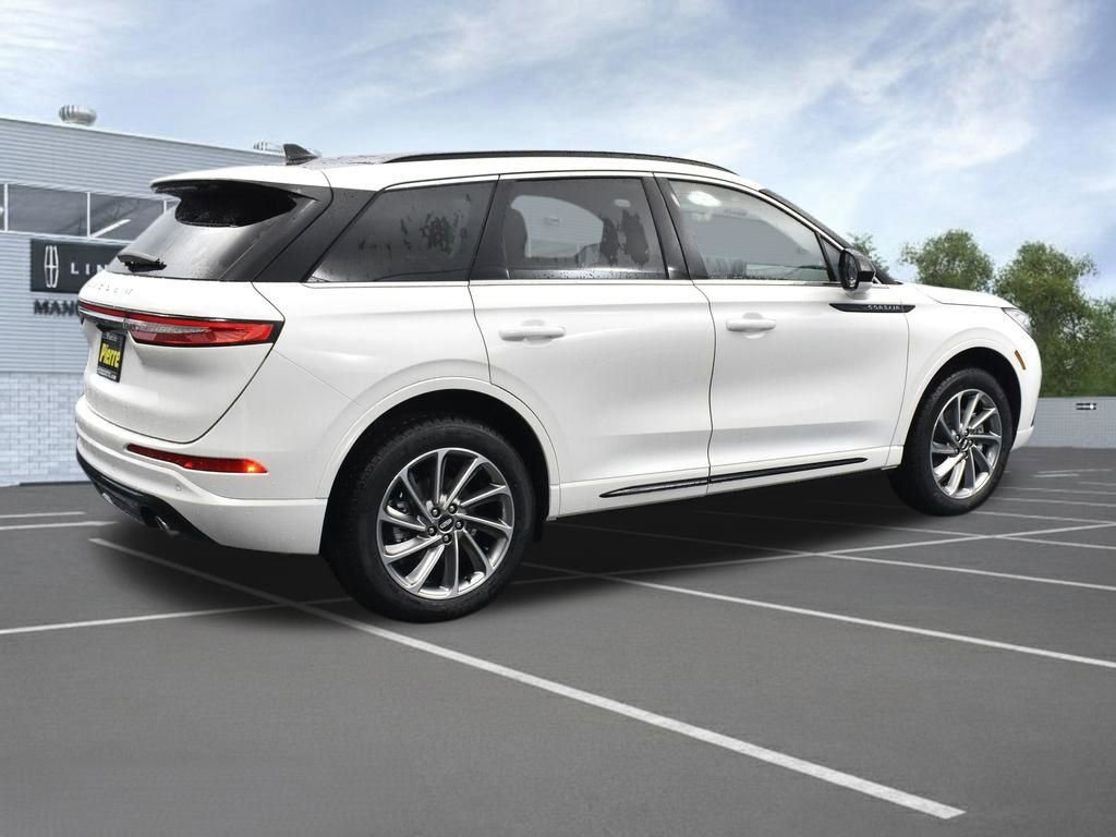 New 2026 Lincoln Corsair Grand Touring AWD/4WD image 4