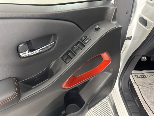 Used 2022 Nissan Frontier PRO-4X w/ Technology Package image 24