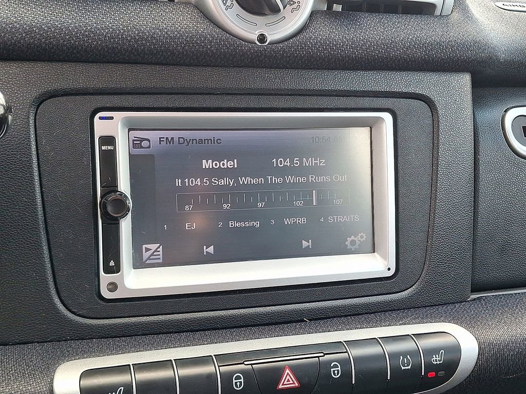 Used 2013 smart fortwo electric drive image 3