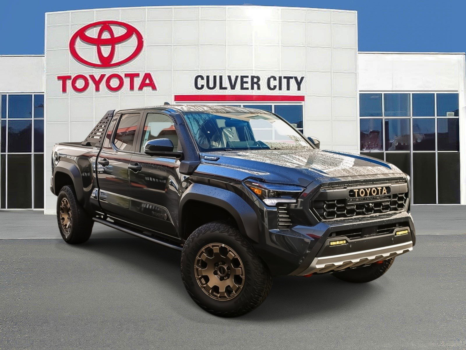New 2025 Toyota Tacoma Trailhunter