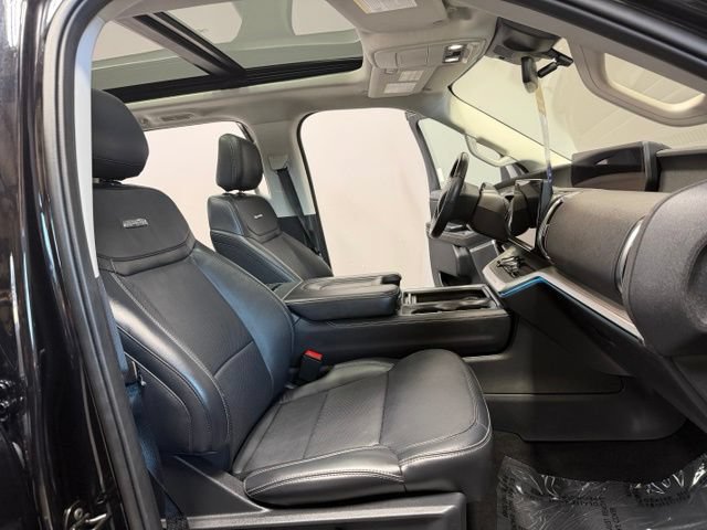 Used 2025 Ford Expedition Max Platinum AWD/4WD image 24