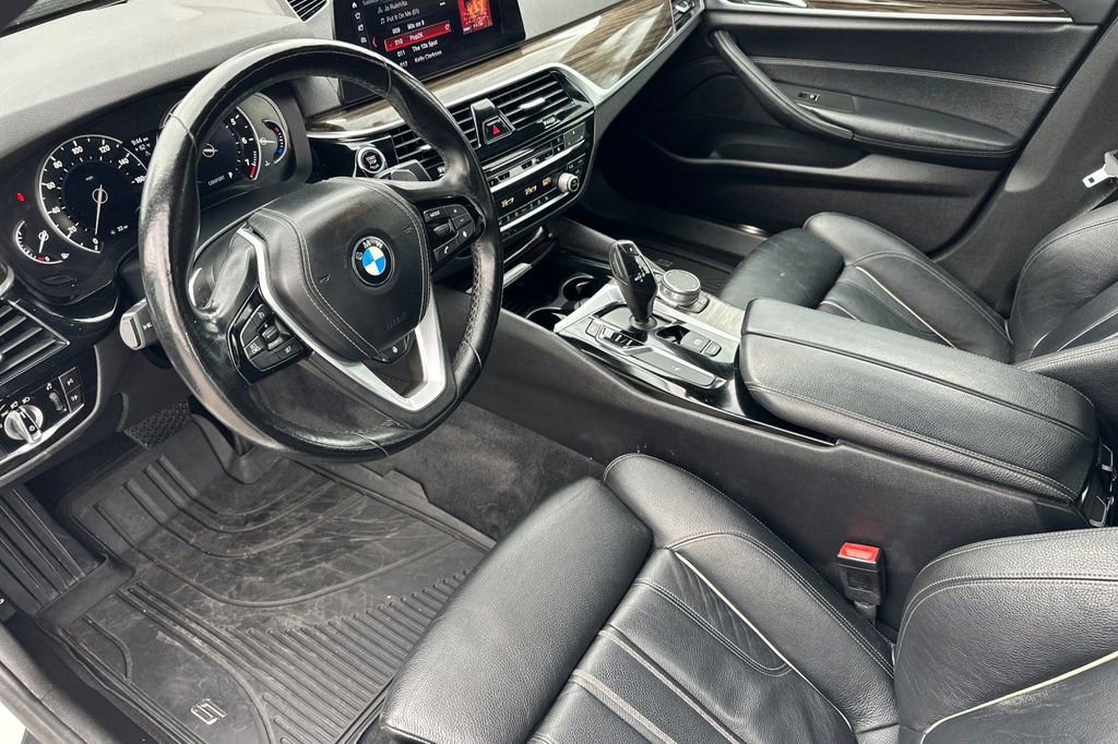 Used 2018 BMW 540i xDrive AWD/4WD image 9
