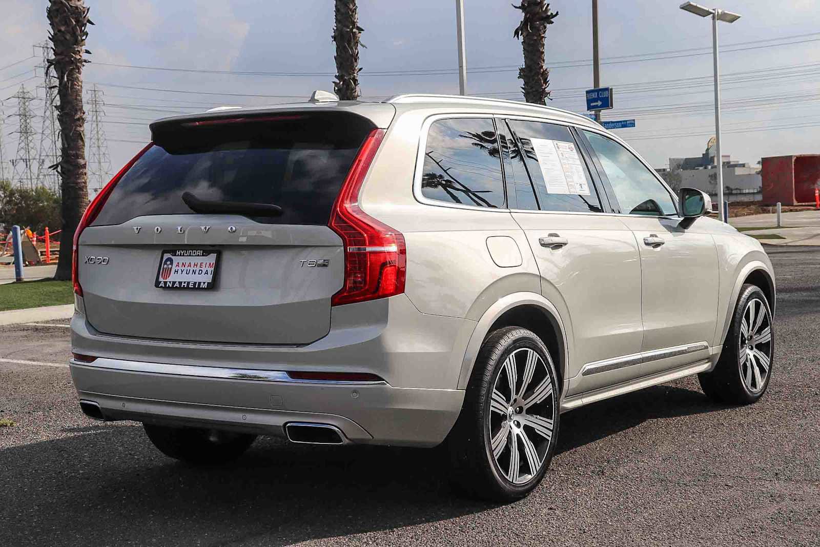 Used 2020 Volvo XC90 T8 Inscription w/ Protection Package Premier image 6