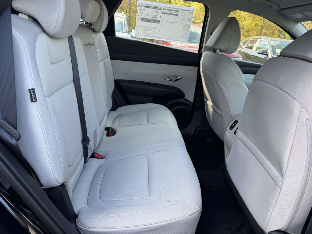 New 2026 Hyundai Tucson Blue SE FWD image 10