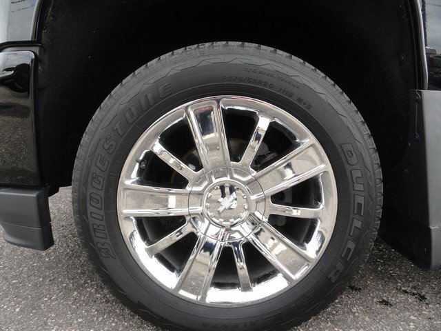 Used 2018 Chevrolet Silverado 1500 High Country AWD/4WD image 11