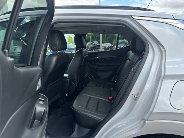 Used 2020 Buick Encore GX Essence w/ Experience Buick Package AWD/4WD image 17