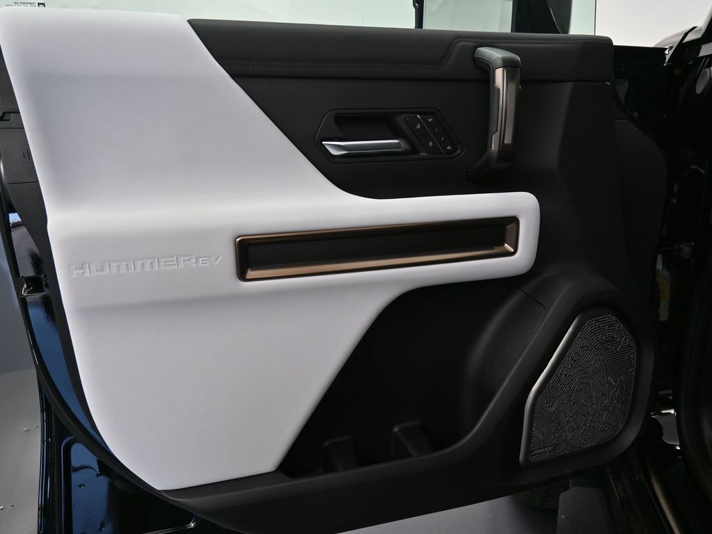 New 2025 GMC Hummer EV 2X image 16